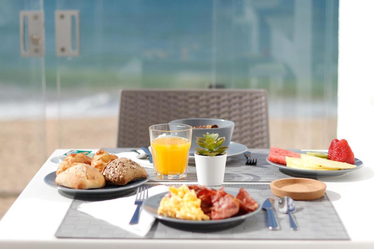 Golden Beach Guest House & Rooftop Bar Distrito de Distrito de Faro Exterior foto